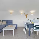 Apartment Attico Panoramico Vista Mare - Centro - 3 Beds - Terrazza E Wifi - By Coral Baja Sardinia